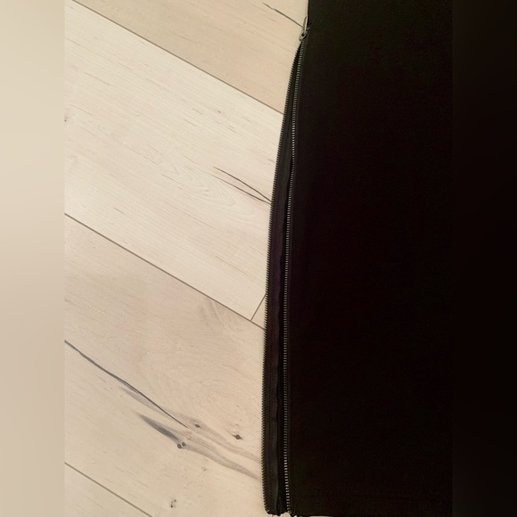 Lulu's Midi Pencil Dress - Picture 4 of 4